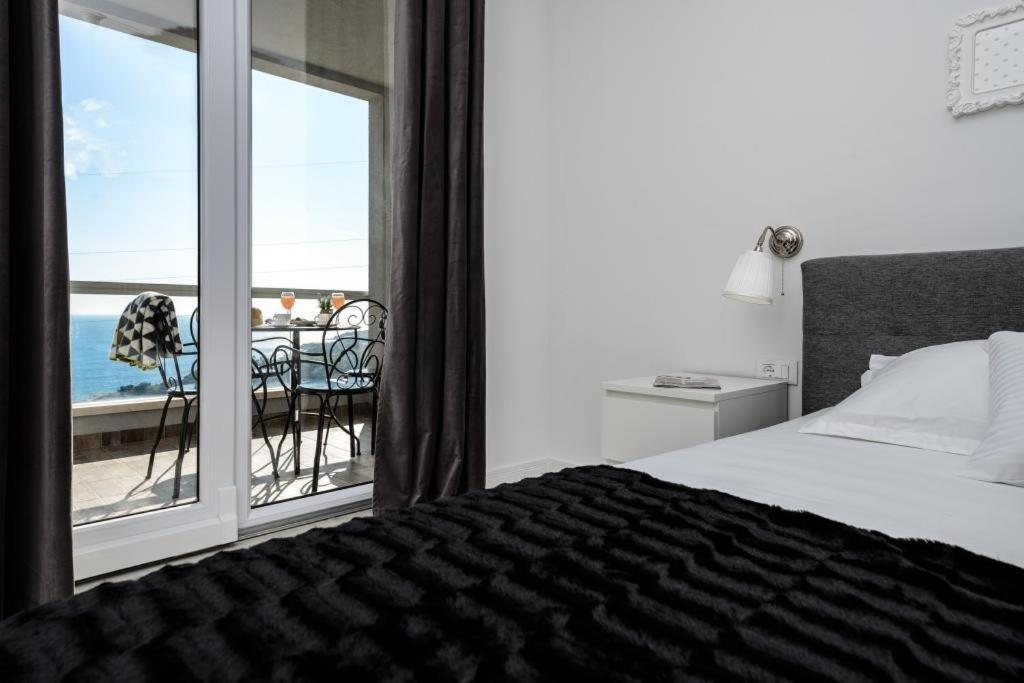 Apartments Villa Capitano Mlini Værelse billede